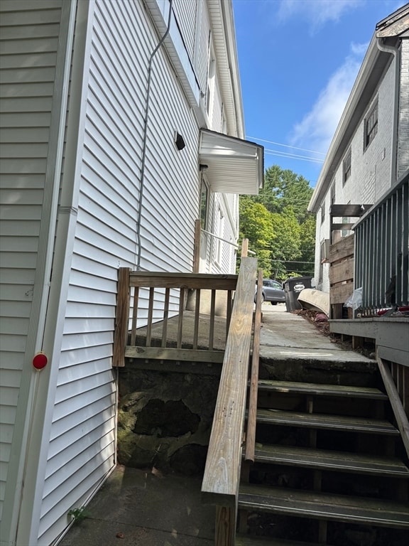 2 Hartford Ave S in Upton, MA - Building Photo - Building Photo