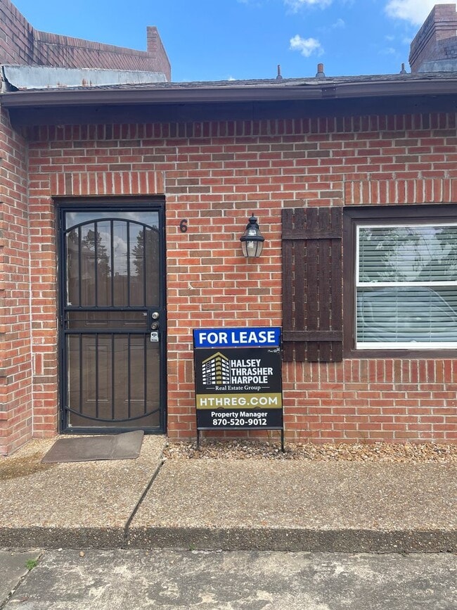 property at 2519 Forest Home Rd