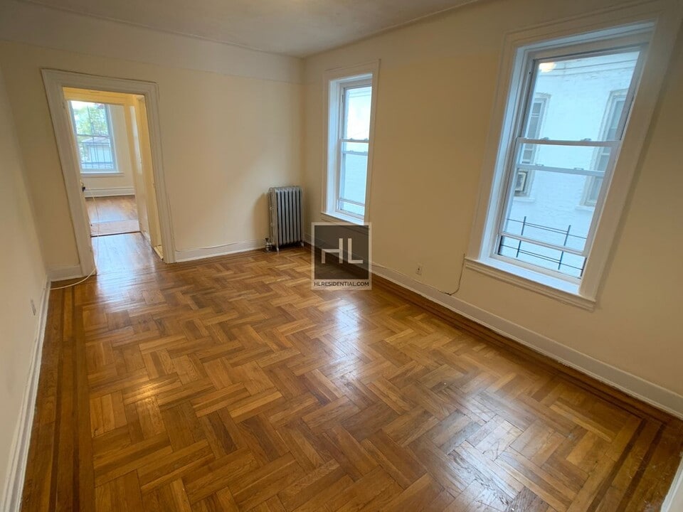 EAST 15 STREET in Brooklyn, NY - Building Photo