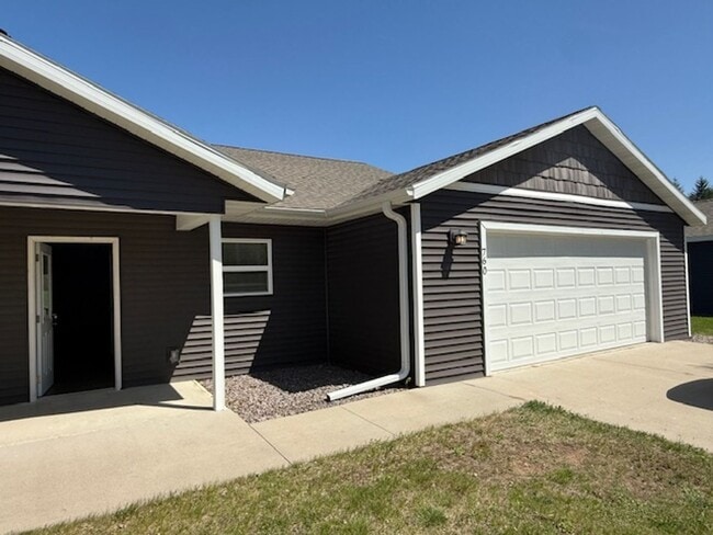 property at 760 Ver Bunker Ave