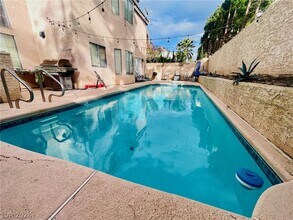 714 Rusty Spur Dr in Henderson, NV - Building Photo - Building Photo