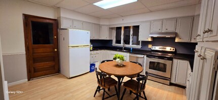 2231 Capouse Ave in Scranton, PA - Building Photo - Building Photo