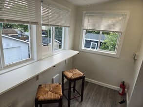 19 Ballston St, Unit Apt B in Bloomingdale, NJ - Building Photo - Building Photo