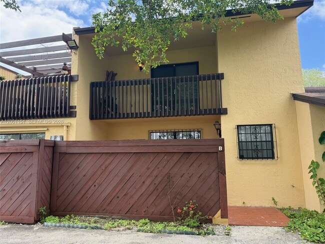 6651 SW 137th Ct in Miami, FL - Building Photo - Building Photo