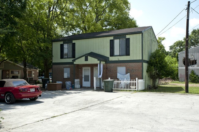 Forest Avenue Duplexes in Macon, GA - Foto de edificio - Building Photo