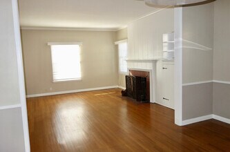 Becker Apartments in Los Angeles, CA - Building Photo - Building Photo