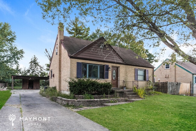 9753 Woodmill Ln in Cincinnati, OH - Building Photo - Building Photo