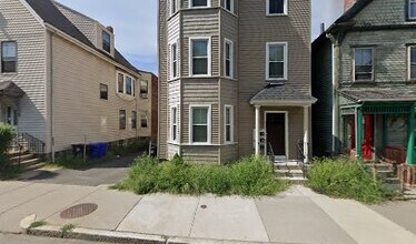 233 Boylston St, Unit 3 in Brookline, MA - Building Photo - Building Photo