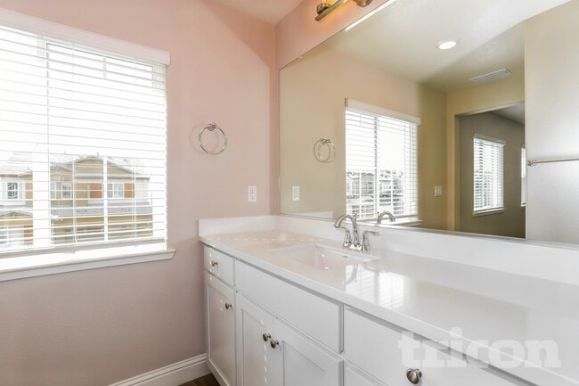 817 Chisel Ville Ln in Lincoln, CA - Building Photo - Building Photo