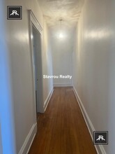 1679 Beacon St in Brookline, MA - Foto de edificio - Building Photo