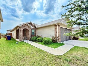 14006 Macquarie Dr in Pflugerville, TX - Building Photo - Building Photo