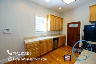 1017 Marin St in Vallejo, CA - Building Photo - Building Photo