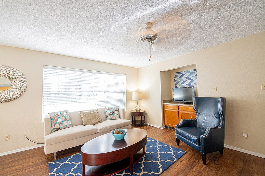 Deer Cross in Lufkin, TX - Building Photo