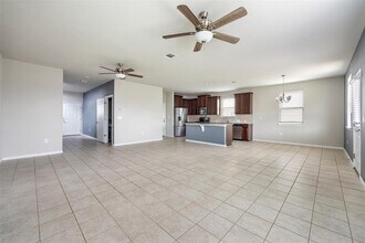 369 Twisted Oaks Ln in Buda, TX - Building Photo - Building Photo