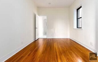 241 E 38th St in New York, NY - Building Photo - Building Photo