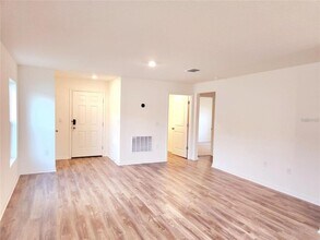 1931 Golden Beak Dr in Eagle Lake, FL - Building Photo - Building Photo