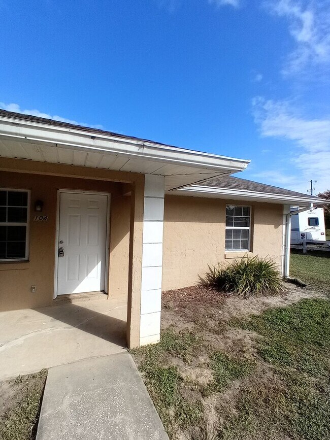 104 Berger Ct-Unit -104 Berger Court in Mascotte, FL - Building Photo - Building Photo