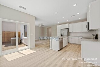 2327 Comstock Ln in Lincoln, CA - Building Photo - Building Photo