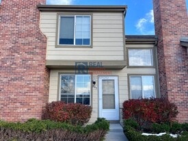 805 Summer Dr in Littleton, CO - Building Photo