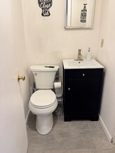 104 Massachusetts Ave in Boxborough, MA - Foto de edificio - Building Photo