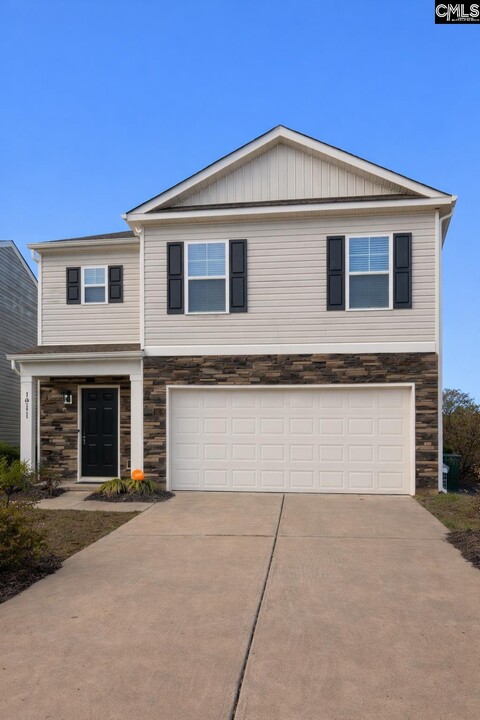 1011 Belmont Grn Rd in Columbia, SC - Building Photo