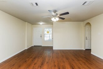 18723 N Lyford Dr in Katy, TX - Foto de edificio - Building Photo