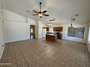 3250 E Ford Ave in Gilbert, AZ - Building Photo - Building Photo