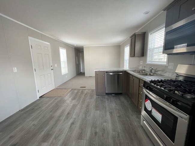 2408 Dogwood St in Liberty, MO - Building Photo - Building Photo