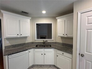 1025 Winthrope Chase Dr in Alpharetta, GA - Building Photo - Building Photo