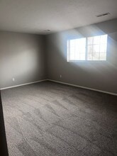 Tudor Arms in Toledo, OH - Foto de edificio - Building Photo