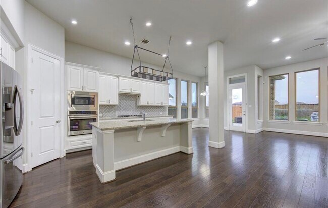 property at 29419 Wood Lily Dr