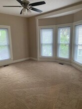 217 Crescent Ct in Louisville, KY - Building Photo - Building Photo