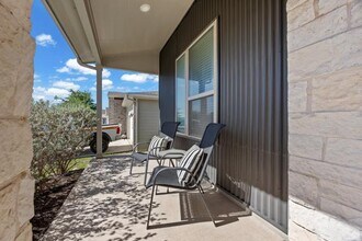 8302 Turnberry Ln in Austin, TX - Building Photo - Building Photo