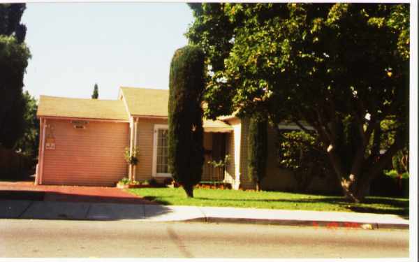 19625 Meekland Ave in Hayward, CA - Foto de edificio - Building Photo