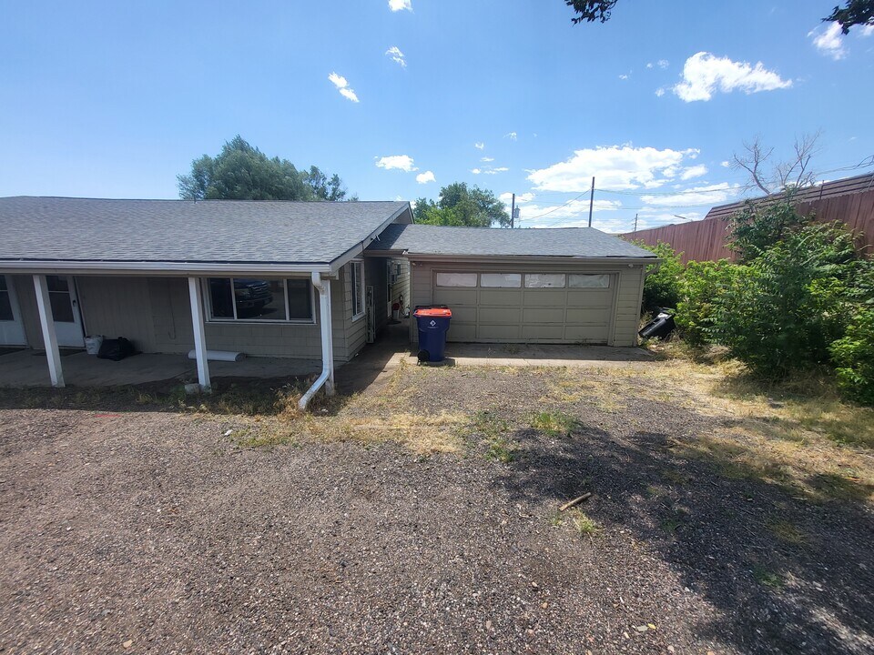 9950 W 20th Ave in Lakewood, CO - Building Photo