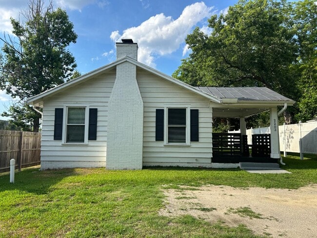 property at 2203 E Garner Rd