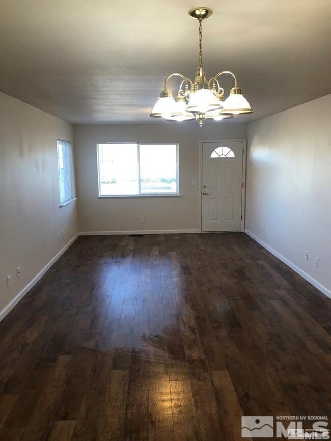 122 N Broadway St in Fallon, NV - Building Photo - Building Photo