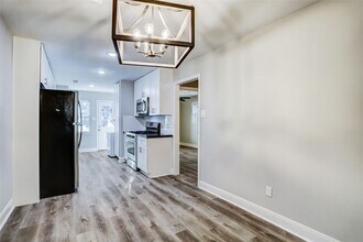 4127 Delhi St in Houston, TX - Building Photo - Building Photo