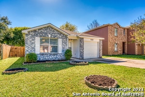 9438 Celine Dr in San Antonio, TX - Building Photo - Building Photo