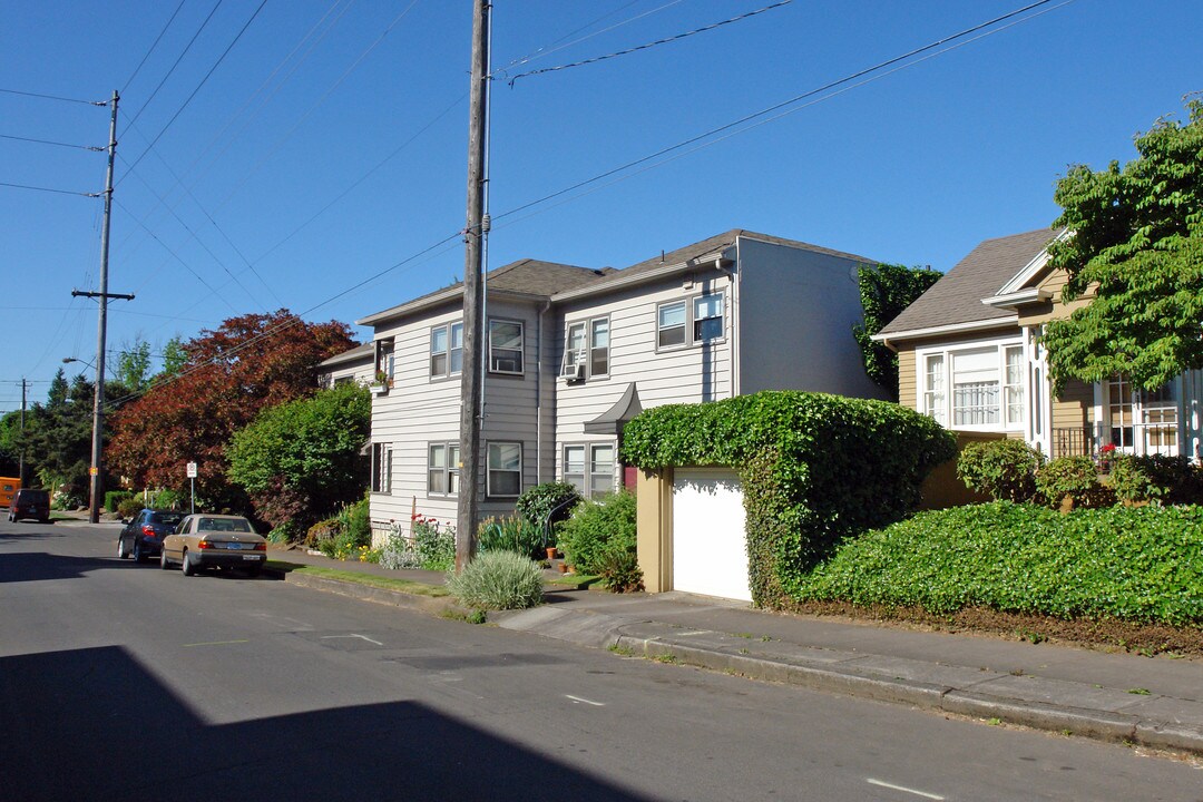 1511-1515 NE 26th Ave in Portland, OR - Foto de edificio