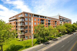 3200 E Rachel E in Montréal, QC - Building Photo