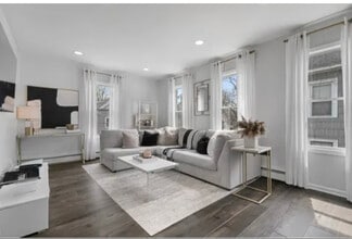 55 Howe St in Meriden, CT - Foto de edificio - Building Photo