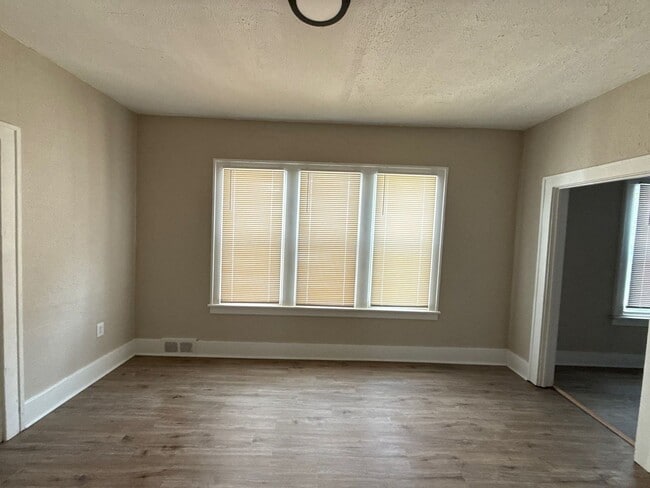 9142 Isham Ave in Detroit, MI - Building Photo - Building Photo