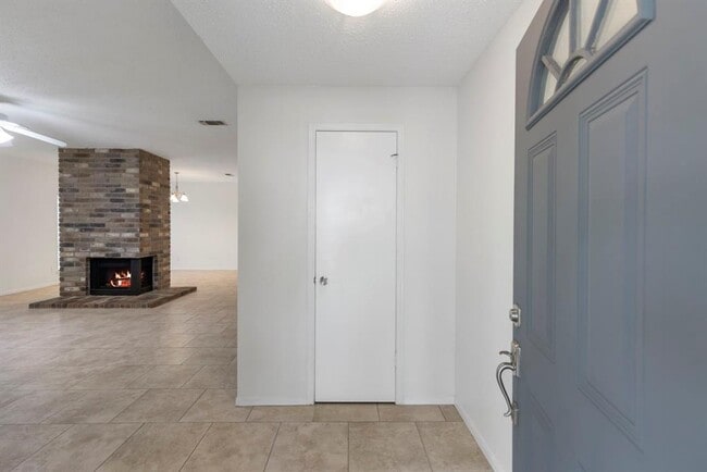 18 W Stony Bridge Ct in Spring, TX - Building Photo - Building Photo