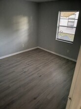 9562 Lynn Ln, Unit C in Seminole, FL - Building Photo - Building Photo