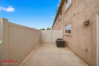 2422 S River Rd in Saint George, UT - Building Photo - Building Photo