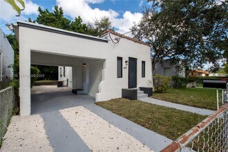 807 NW 51st St in Miami, FL - Building Photo - Building Photo