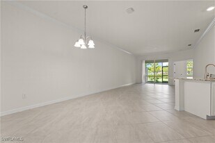 4240 Lemongrass Dr in Ft. Myers, FL - Building Photo