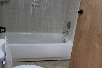 6326 NY-23, Unit 2 in South New Berlin, NY - Foto de edificio - Building Photo