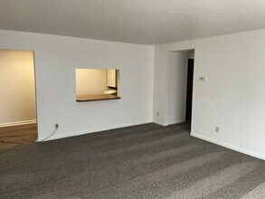 147 N 16th St in Wheeling, WV - Foto de edificio - Building Photo